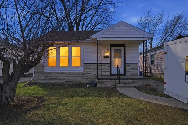 $160,000 | 24883 Brittany Avenue, Eastpointe, MI 48021