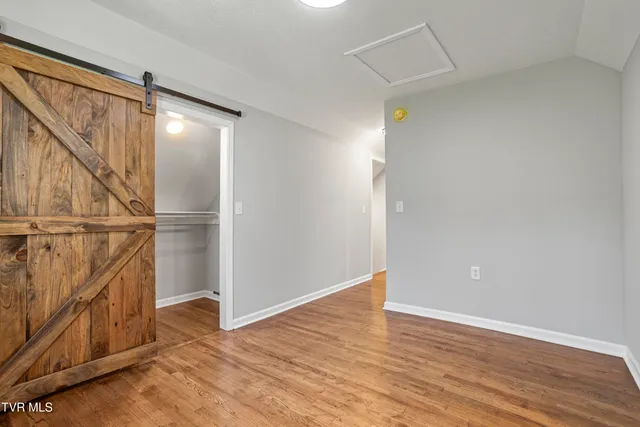 $379,000 | 10114 Hayters Gap Road, Abingdon, VA 24210