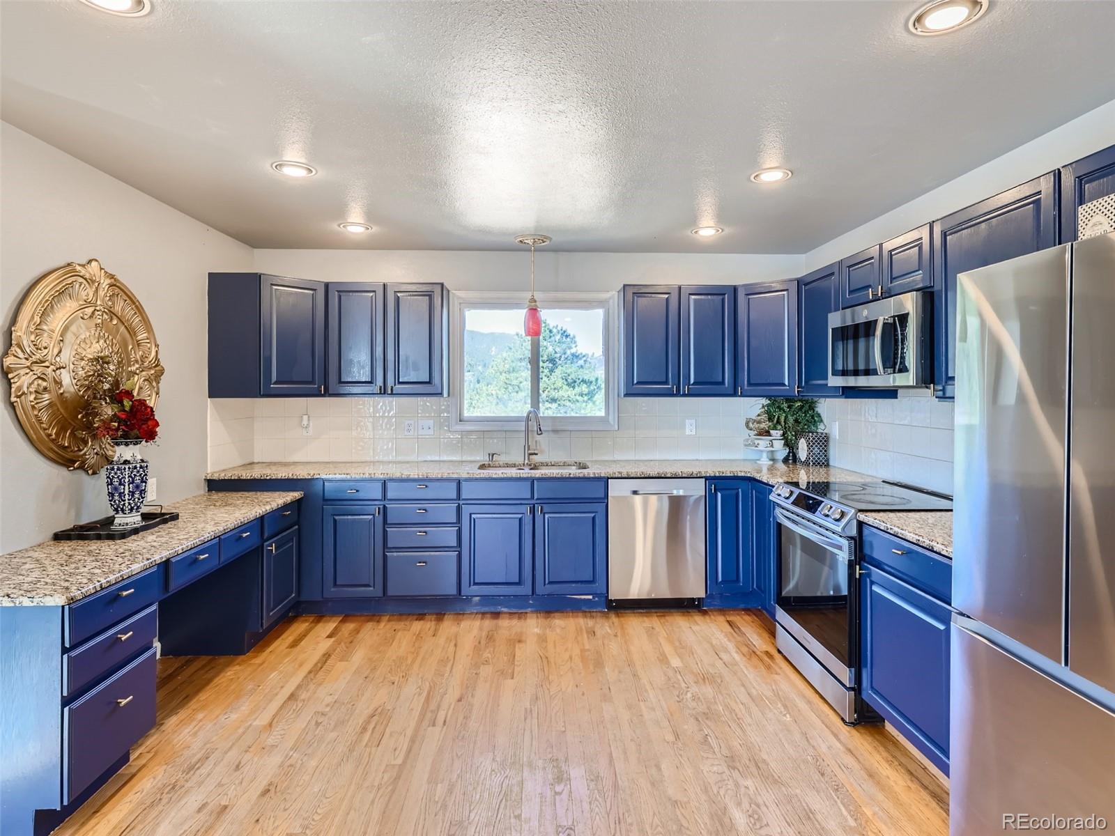 337 Bell Road Shawnee, CO 80475 - Photo 19 of 39 Gallery Image 19