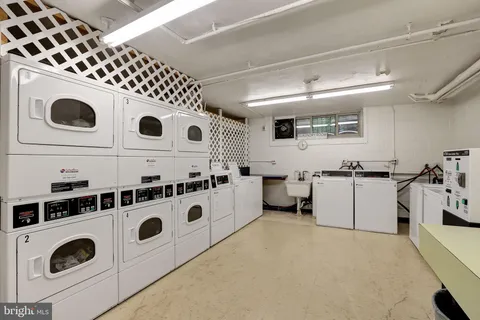 $2,999 | 2711 Ordway Street Northwest, Unit 302, Washington, DC 20008