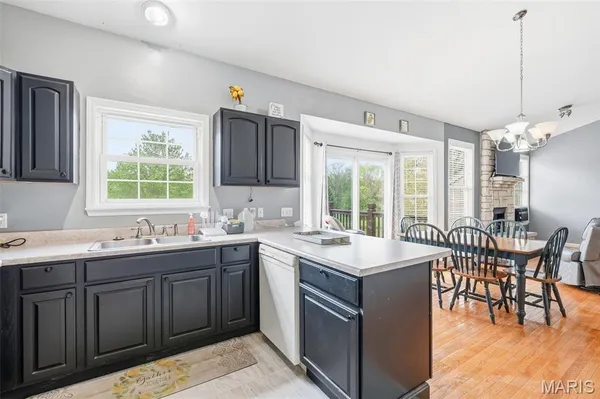 $498,000 | 5 Hannah Ridge Trail, Elsberry, MO 63343