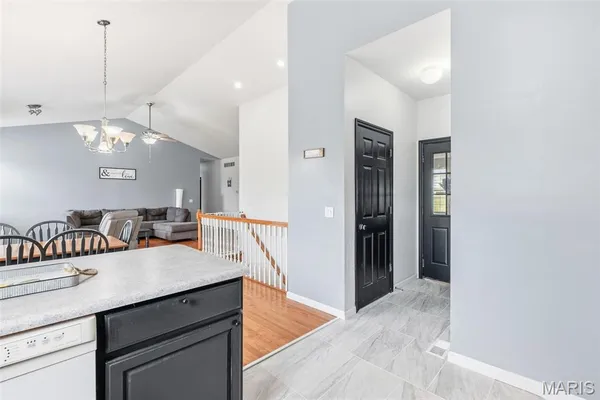 $498,000 | 5 Hannah Ridge Trail, Elsberry, MO 63343
