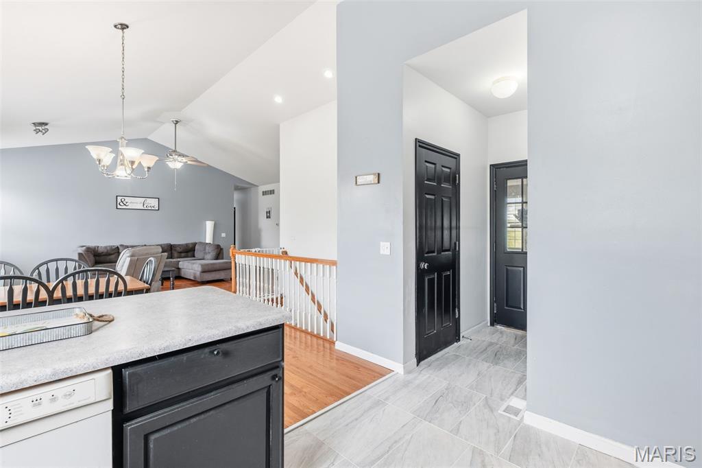 5 Hannah Ridge Trail Elsberry, MO 63343 - Photo 14 of 68