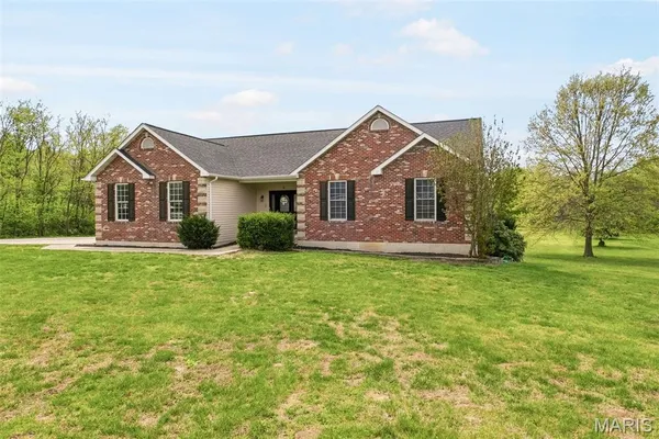 $498,000 | 5 Hannah Ridge Trail, Elsberry, MO 63343