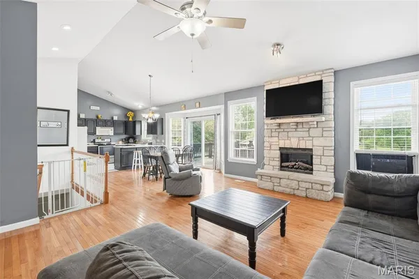 $498,000 | 5 Hannah Ridge Trail, Elsberry, MO 63343