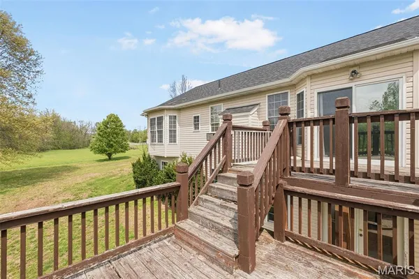 $498,000 | 5 Hannah Ridge Trail, Elsberry, MO 63343