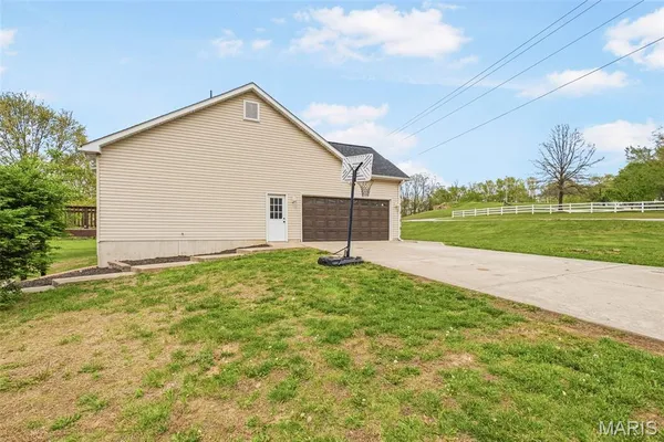 $498,000 | 5 Hannah Ridge Trail, Elsberry, MO 63343