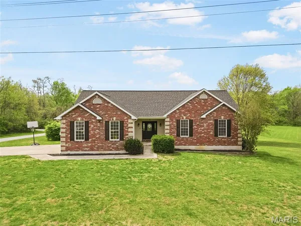 $498,000 | 5 Hannah Ridge Trail, Elsberry, MO 63343