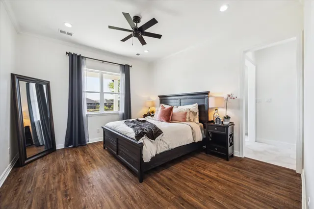 $600,000 | 4112 Leslie's Way, Dickinson, TX 77539