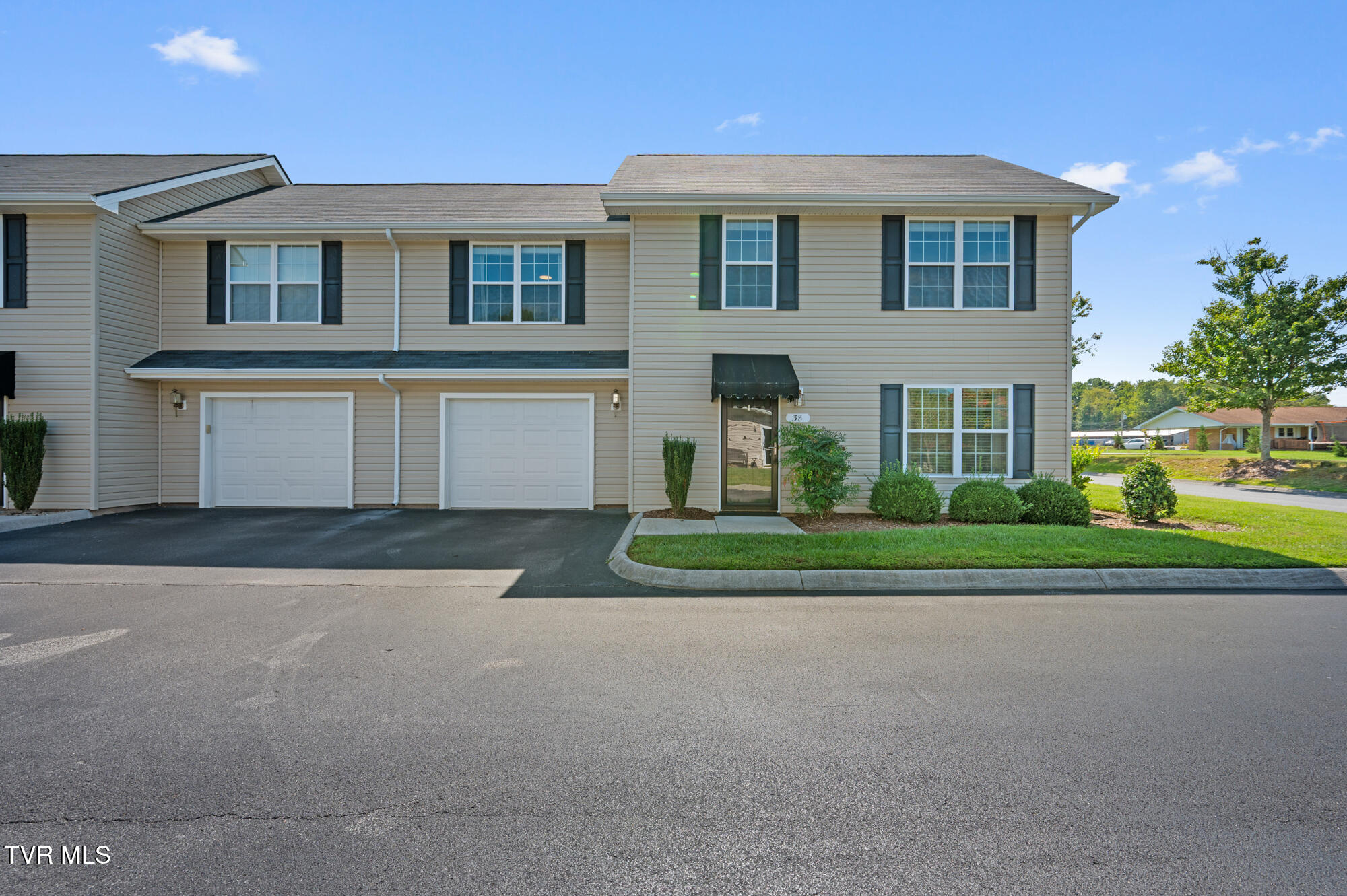 396 Jonesboro Road, Unit 38 Piney Flats, TN 37686 - Photo 1 of 24 DSC_6723