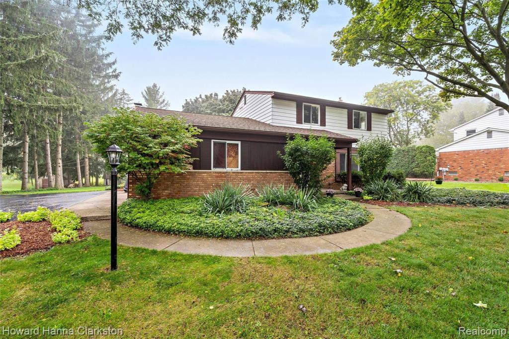 385 Gunder Drive Rochester Hills, MI 48309 - Photo 3 of 28