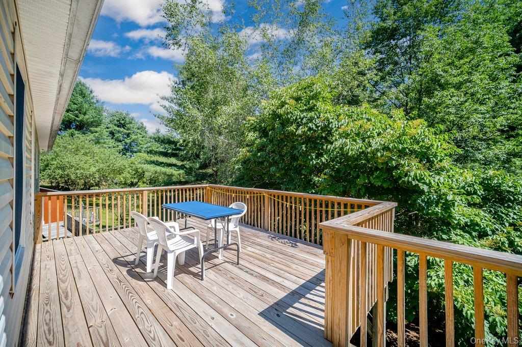 2082 Ulster Heights Road Ellenville, NY 12428 - Photo 24 of 31