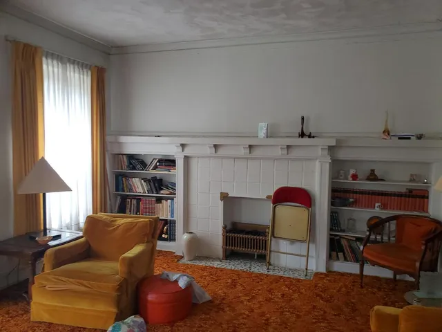 $84,900 | 2234 East 70th Place, Unit 1, Chicago, IL 60649