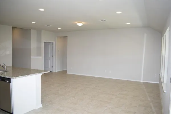 $1,950 | 208 Shugart Street, San Marcos, TX 78666