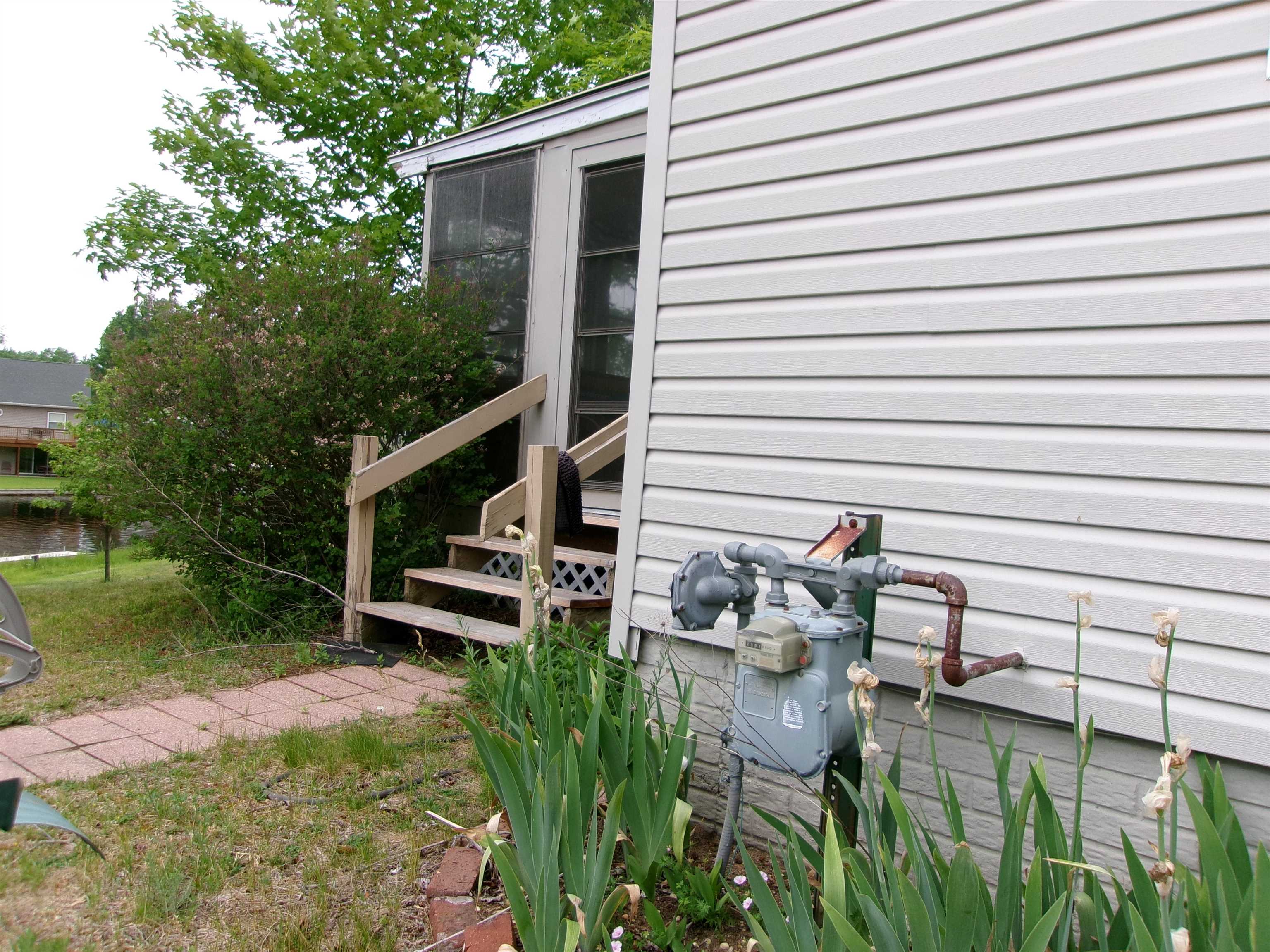 4490 Ridgeway Trail Lake, MI 48632 - Photo 11 of 32