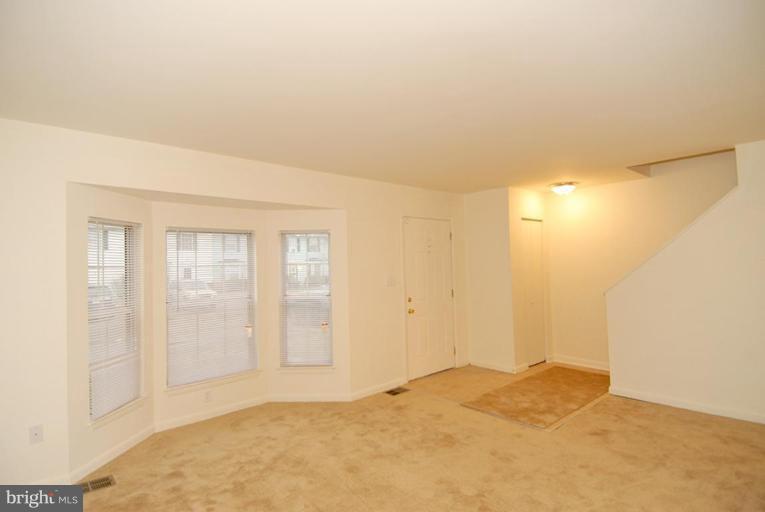 7101 Ruthgreen Road Windsor Mill, MD 21244 - Photo 3 of 14 Living Room