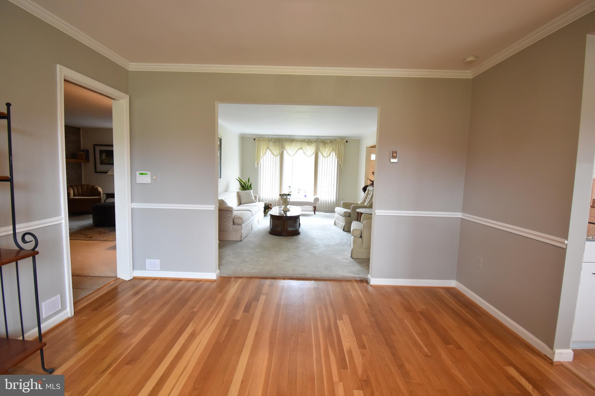11116 Pool Road Cockeysville, MD 21030 - Photo 4 of 33 Gallery Image 4