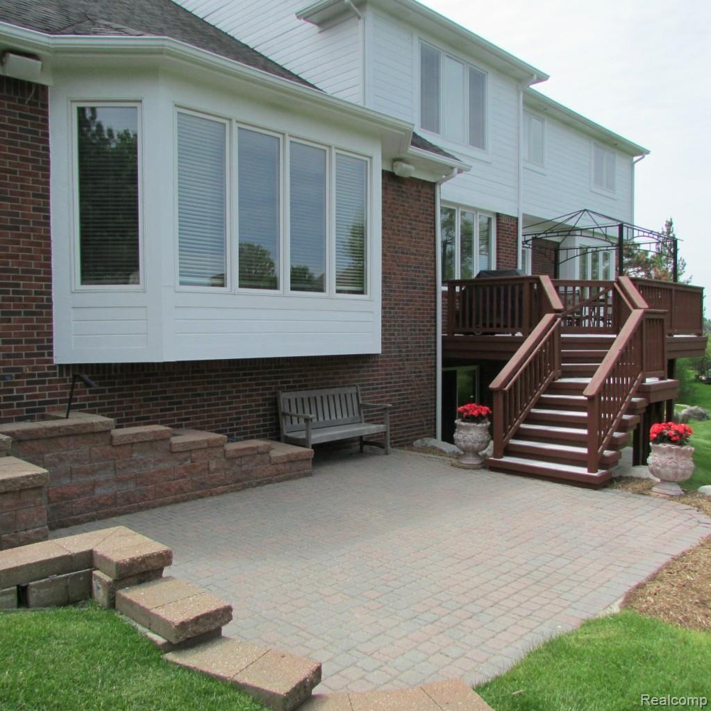 1563 Elcroft Court Rochester, MI 48307 - Photo 50 of 52 PAVER PATIO.jpg