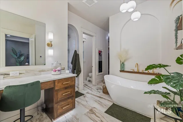 $2,400,000 | 3420 North Mayberry Way, Eagle, ID 83616