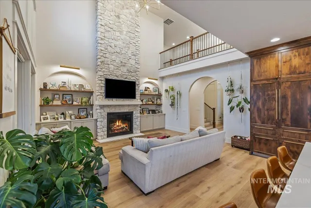 $2,400,000 | 3420 North Mayberry Way, Eagle, ID 83616