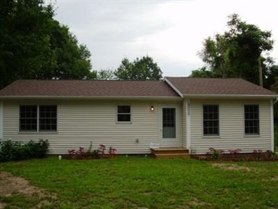 4009 Riverside Road Benton Harbor, MI 49022 - Photo 1 of 4 Primary Photo