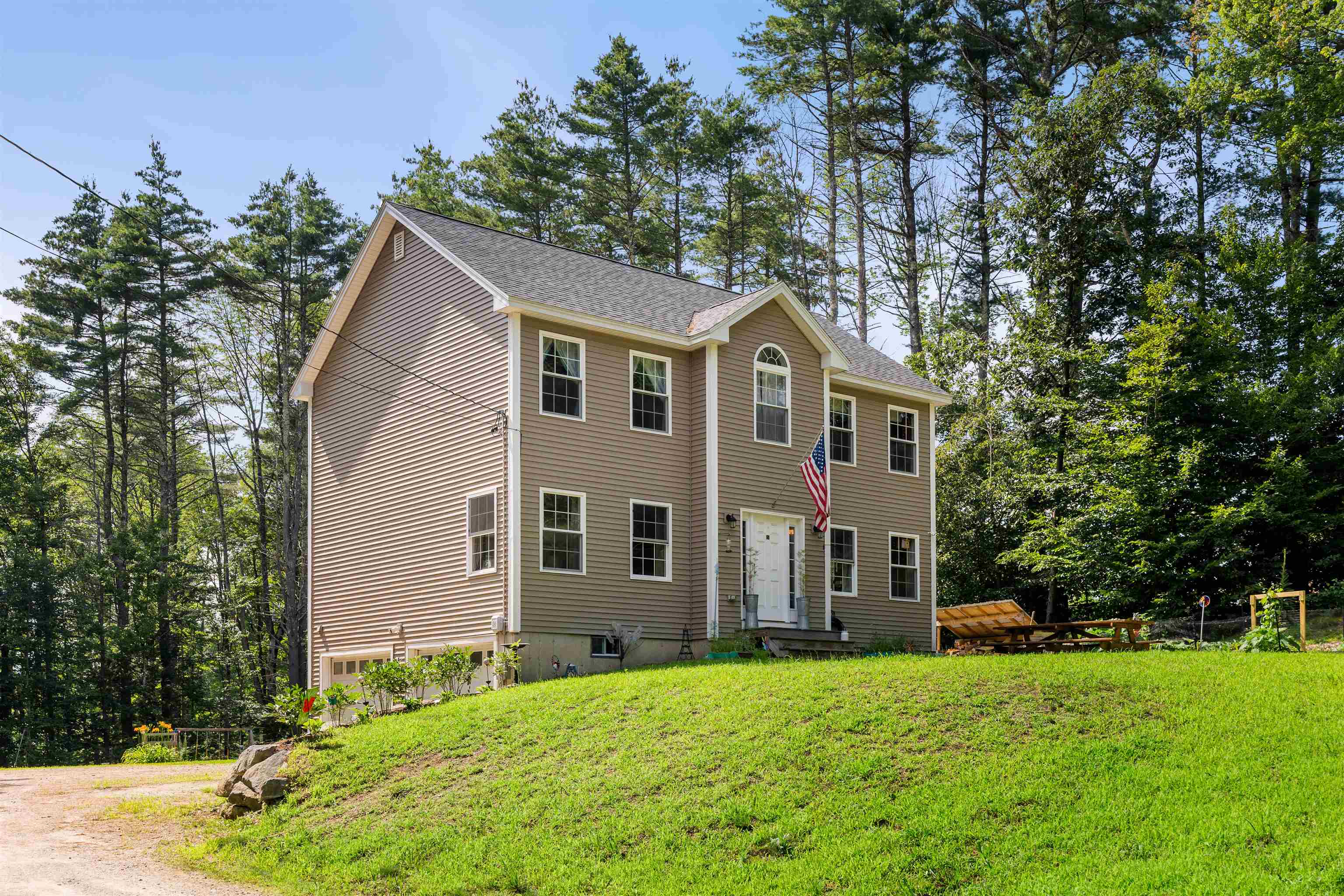 27 Hejo Road Weare, NH 03281 - Photo 1 of 39