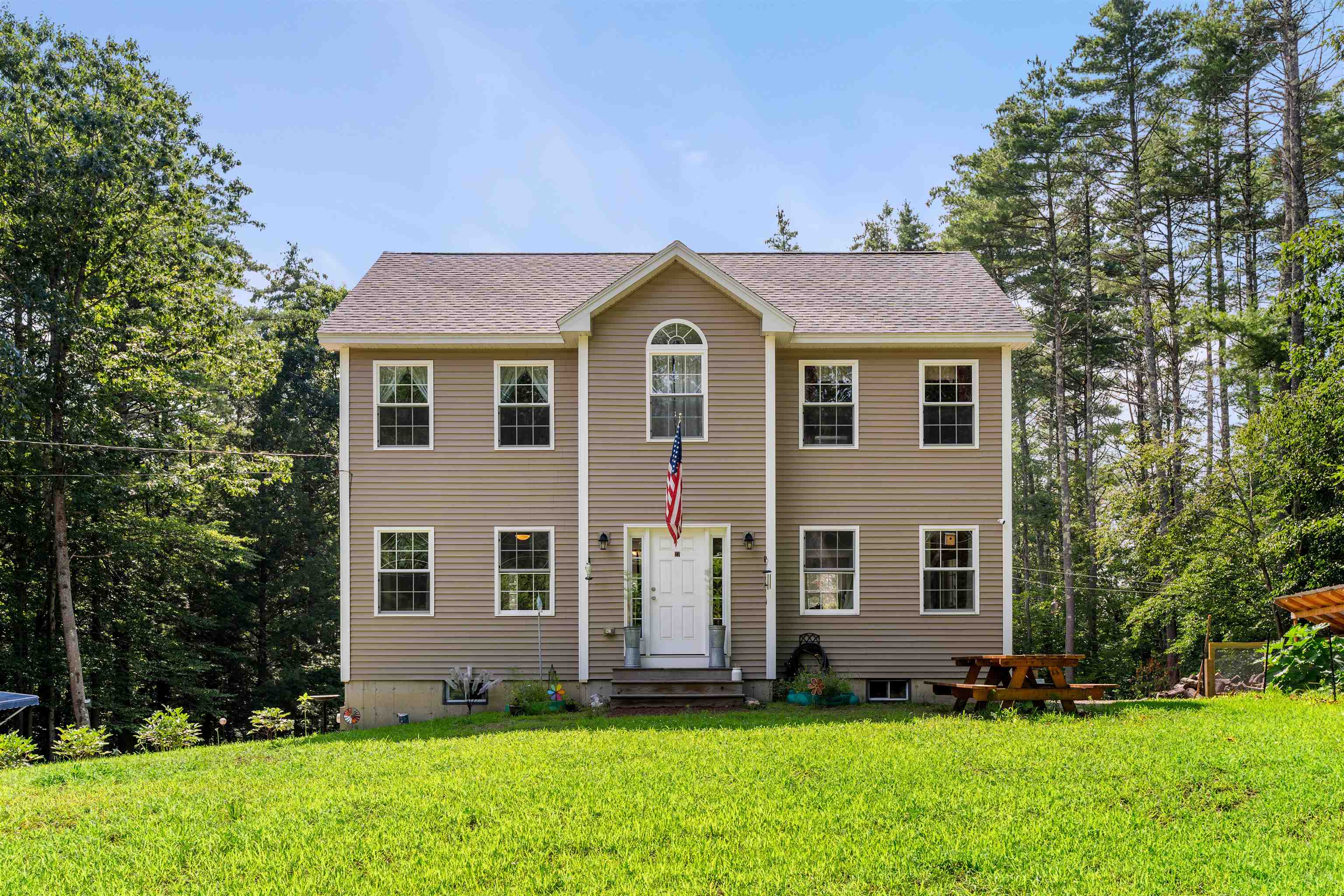 27 Hejo Road Weare, NH 03281 - Photo 3 of 39