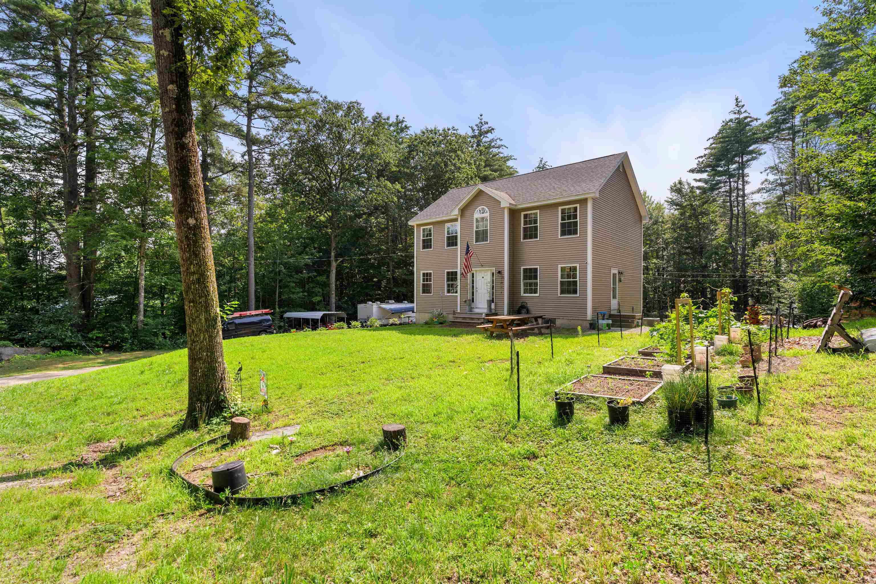 27 Hejo Road Weare, NH 03281 - Photo 5 of 39