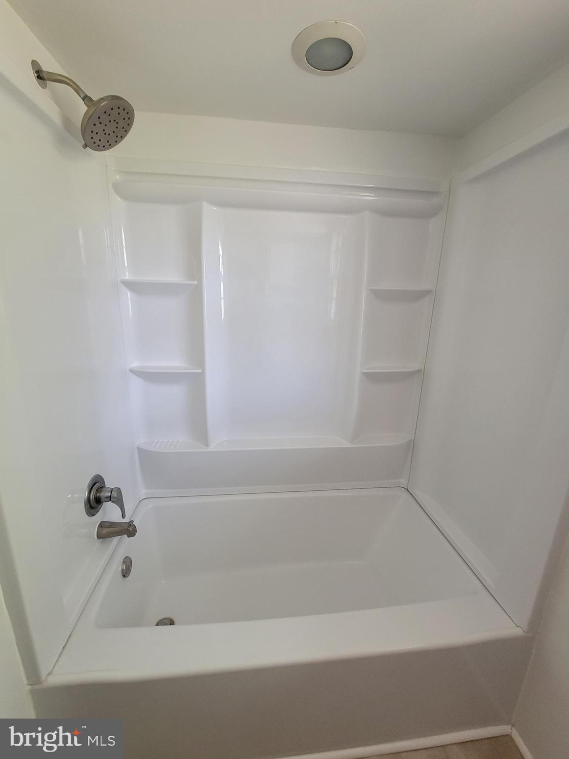 2671 Egypt Road Audubon, PA 19403 - Photo 17 of 25 a bathroom with a bathtub