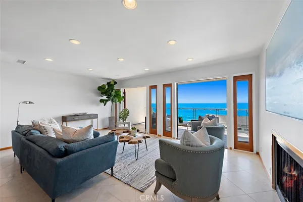 $8,995 | 150 Cleo Street, Unit 2, Laguna Beach, CA 92651