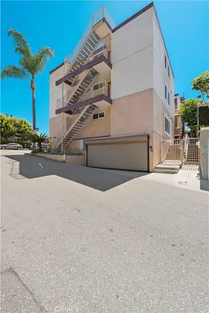 $8,995 | 150 Cleo Street, Unit 2, Laguna Beach, CA 92651