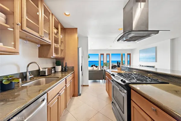 $8,995 | 150 Cleo Street, Unit 2, Laguna Beach, CA 92651