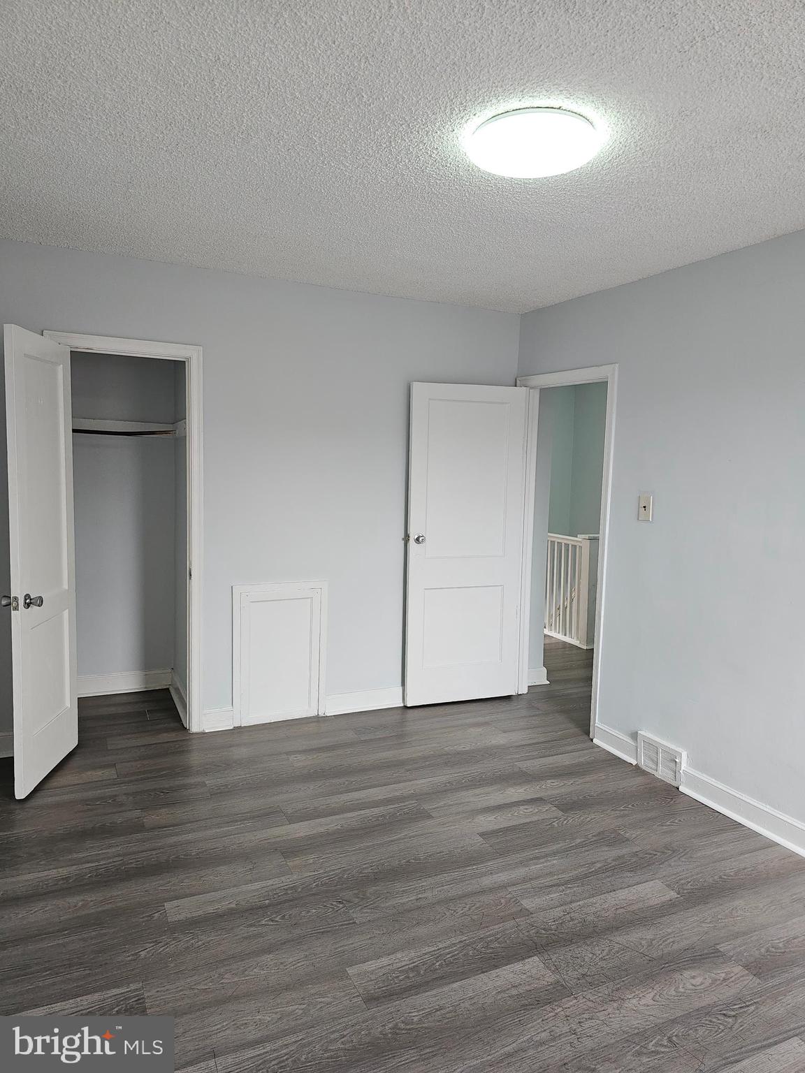 1239 Hellerman Street Philadelphia, PA 19111 - Photo 17 of 28