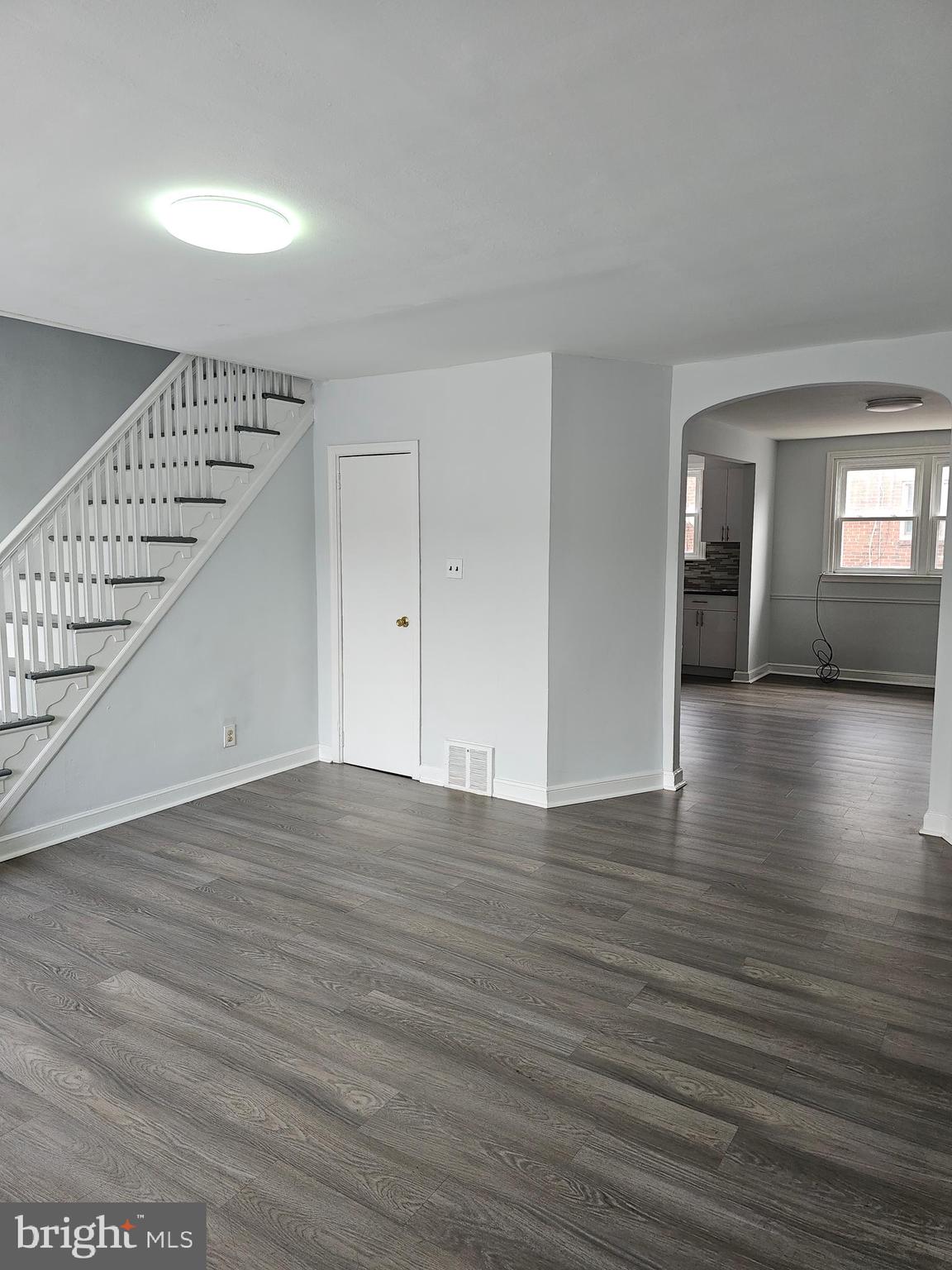 1239 Hellerman Street Philadelphia, PA 19111 - Photo 4 of 28