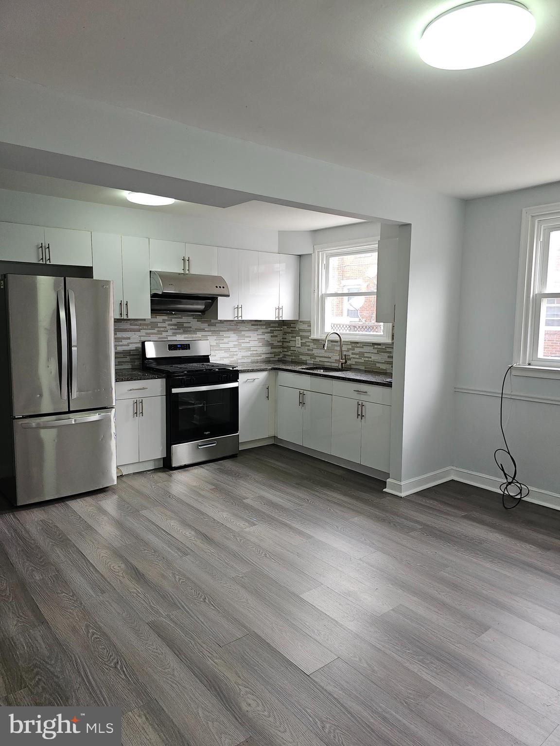 1239 Hellerman Street Philadelphia, PA 19111 - Photo 7 of 28