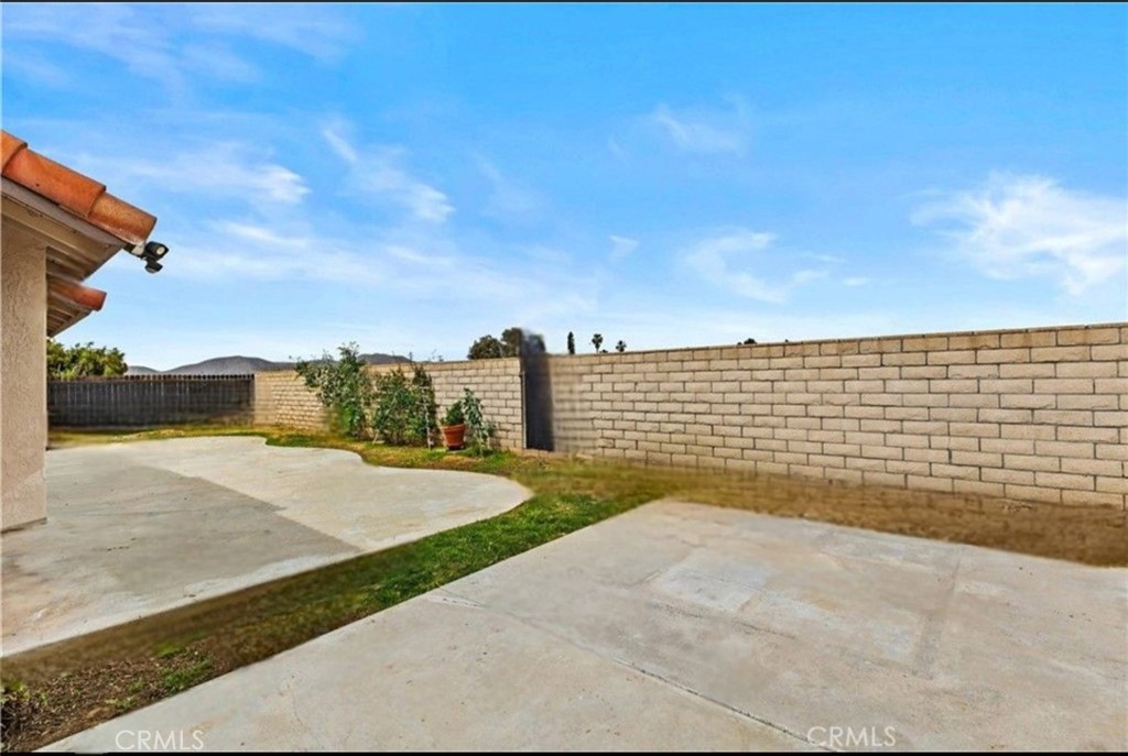 27126 Rio Vista Drive Menifee, CA 92586 - Photo 31 of 47 a view of an ocean