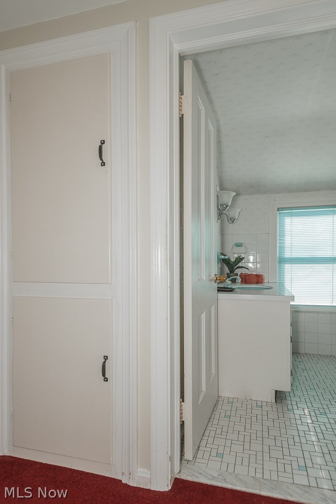 4502 Laurel Road Cleveland, OH 44121 - Photo 27 of 31
