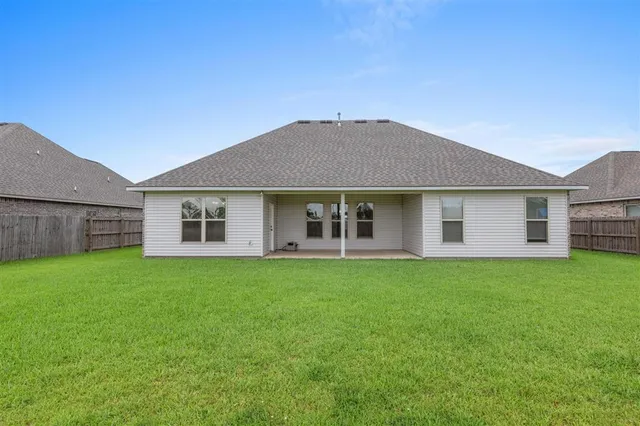 $260,000 | 1491 Bowen Road, Lake Charles, LA 70611