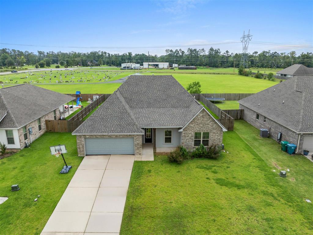 1491 Bowen Road Lake Charles, LA 70611 - Photo 2 of 17