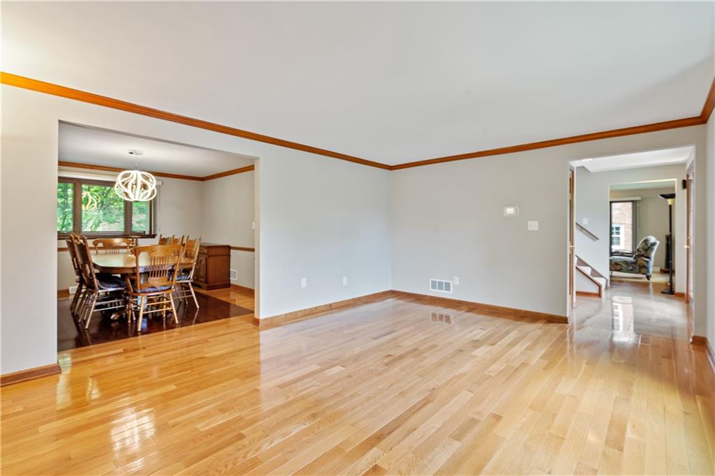 471 Manordale Road Pittsburgh, PA 15241 - Photo 15 of 37 Gallery Image 15
