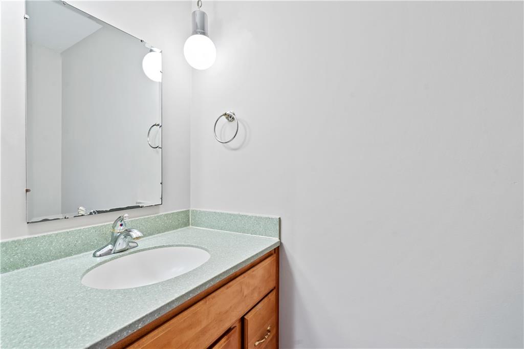 471 Manordale Road Pittsburgh, PA 15241 - Photo 17 of 37 Gallery Image 17