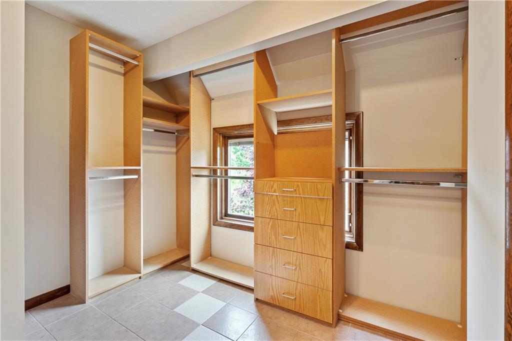 471 Manordale Road Pittsburgh, PA 15241 - Photo 20 of 37 Gallery Image 20