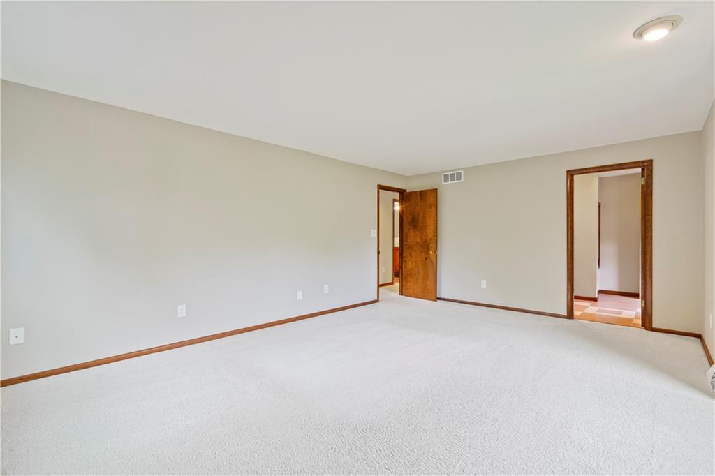 471 Manordale Road Pittsburgh, PA 15241 - Photo 21 of 37 Gallery Image 21