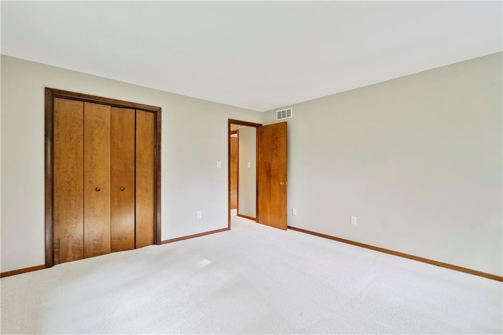471 Manordale Road Pittsburgh, PA 15241 - Photo 23 of 37 Gallery Image 23