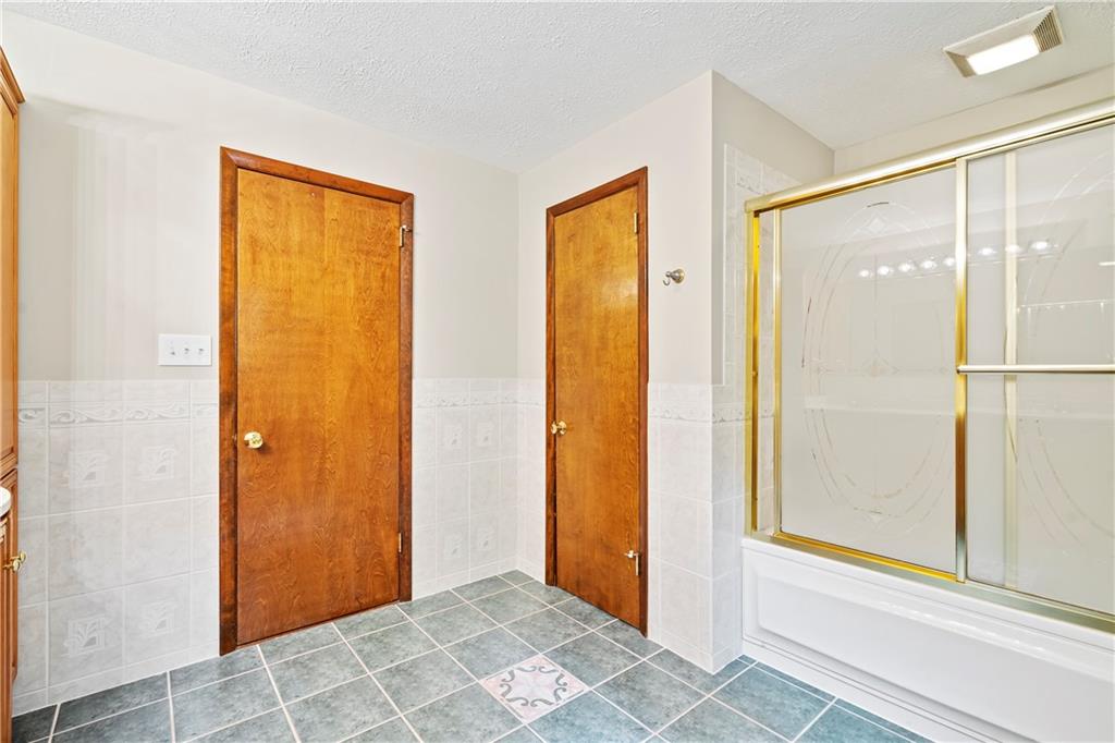 471 Manordale Road Pittsburgh, PA 15241 - Photo 26 of 37 Gallery Image 26