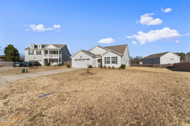 $494,500 | 1009 Morgan Point Court, Fuquay-Varina, NC 27526