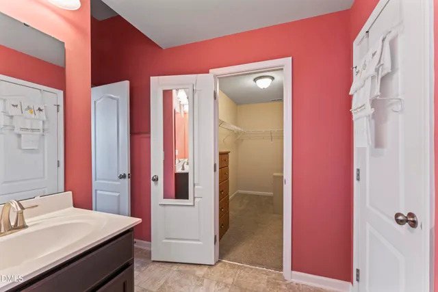 $494,500 | 1009 Morgan Point Court, Fuquay-Varina, NC 27526