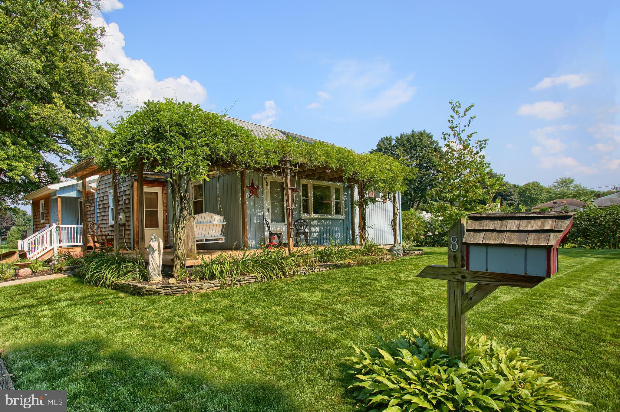 8 Bare Road Mechanicsburg, PA 17050 - Photo 1 of 25 Gallery Image 1