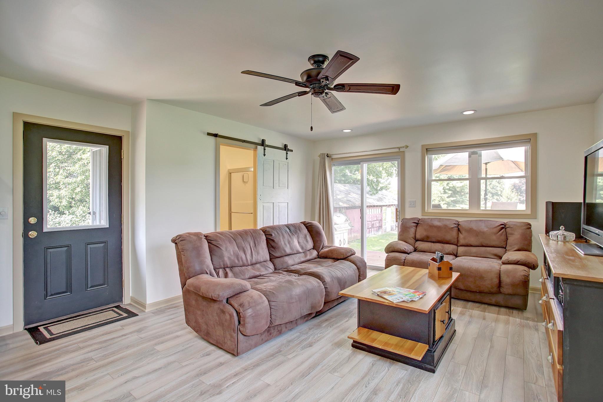 8 Bare Road Mechanicsburg, PA 17050 - Photo 5 of 25 Gallery Image 5