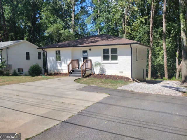 $479,900 | 3543 South Cobb Drive Southeast, Smyrna, GA 30080